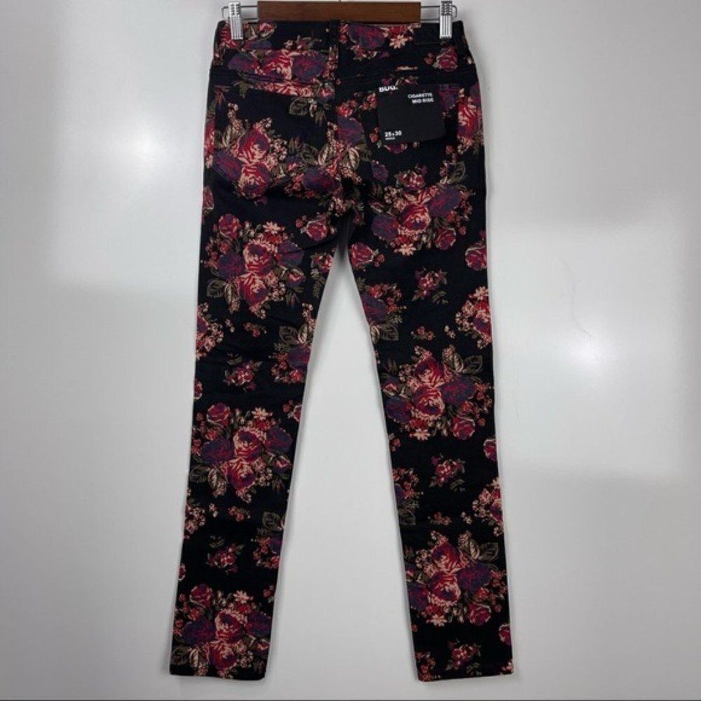 BDG Urban Outfitters Women’s Cigarette Mid-Rise Jeans Black Floral Size 25 NWT - Picture 3 of 9